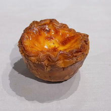 Load image into Gallery viewer, Mochi Croissant Egg Tart