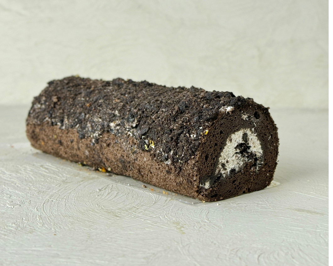 Cookies and Cream Swiss Roll - Full size, 19cm